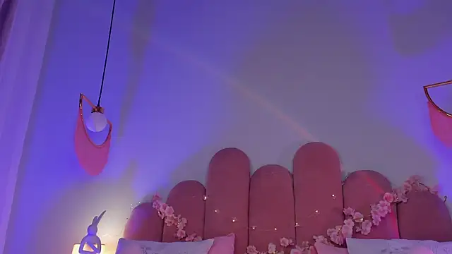 XXX chat uživo modela ElsaYoung