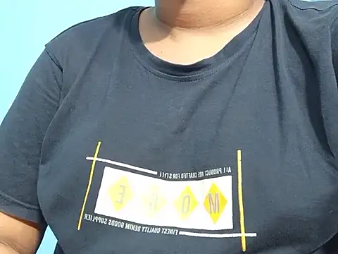 Emma_4433 Live XXX-Chat