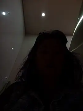 Pokazy przed kamerką – sophie_banger