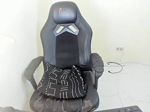 EVA_FOXTER live XXX chat