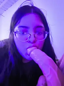 Aria_Fullbuster's Live XXX Chat