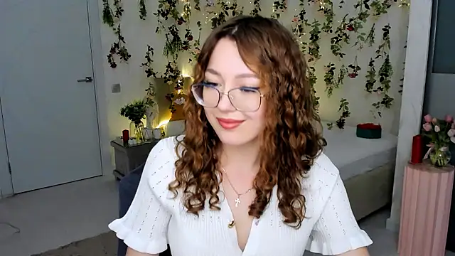 Živý XXX chat SereneFlame