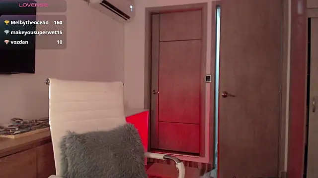 Brown_skin11's Live XXX Chat