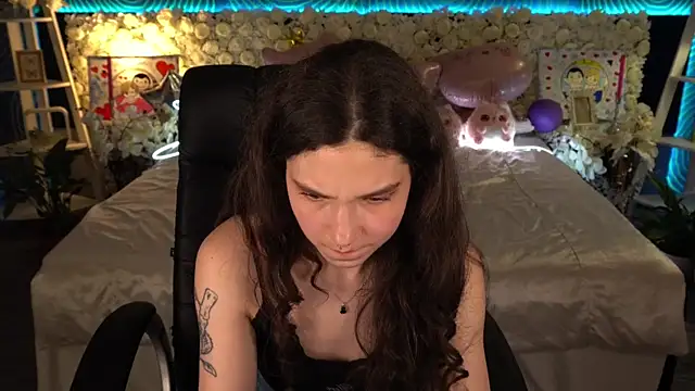 BabyFlowerr's Live XXX Chat