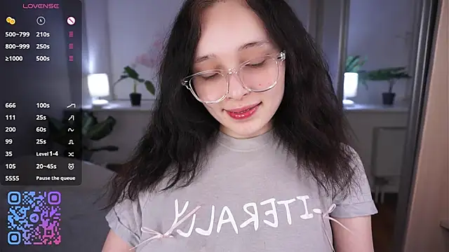 HannaHayles' Webcam Show