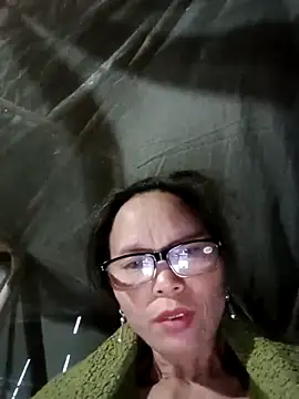 Tina6886 即時 XXX 聊天