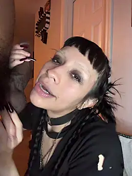 แชท XXX สดของ Gothbabbi