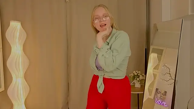 دردشة AlicaCohill الجنسية المباشرة