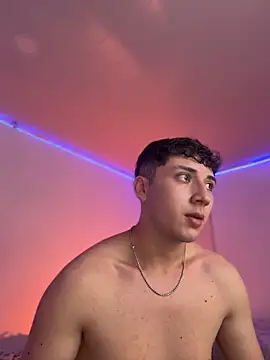 oliver_kyy Show Webcam