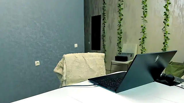 Yesss_Lilith's Live XXX Chat