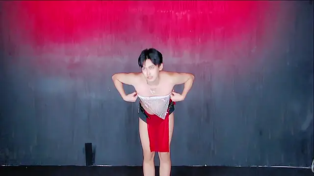 Queen-Vibe Webcamshow