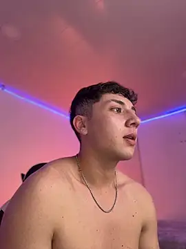 oliver_kyy Webcamshow