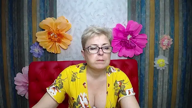 دردشة EmiliaGree الجنسية المباشرة