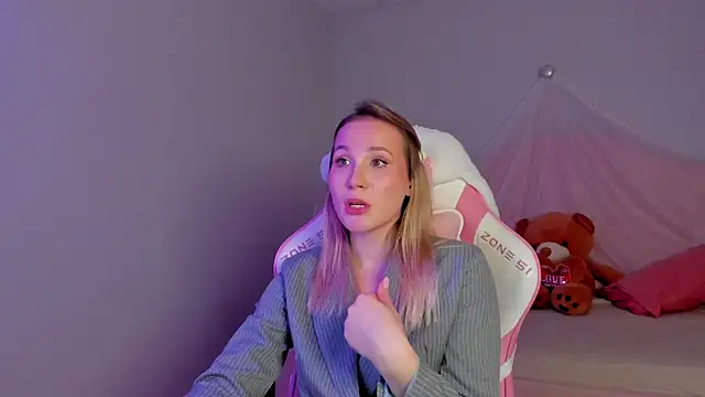 ElaraVoltage Live XXX-chat