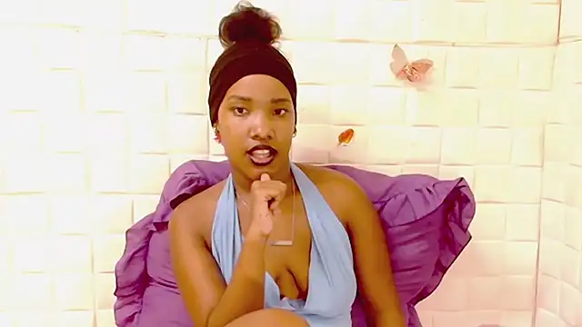 EroticSexyPrada's Live XXX Chat