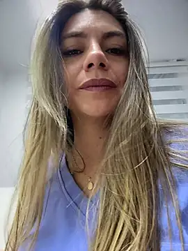 alicee16's Webcam Show