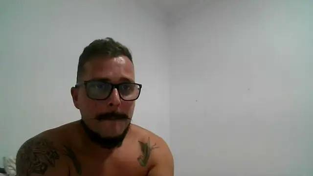 Chatroom XXX en direct de yanick931