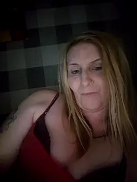 Northern_Tease élő XXX-chatje