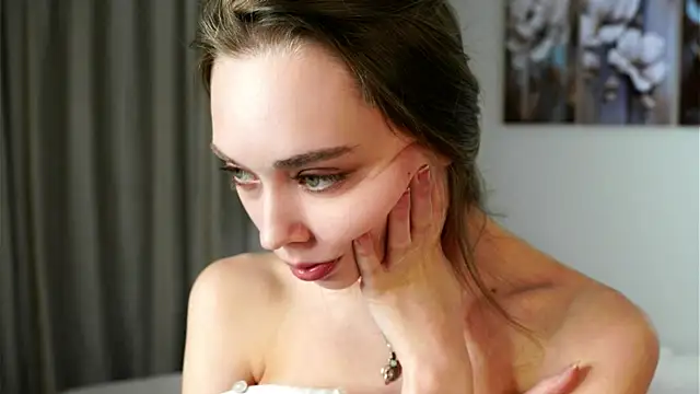 แชท XXX สดของ HermaFrain