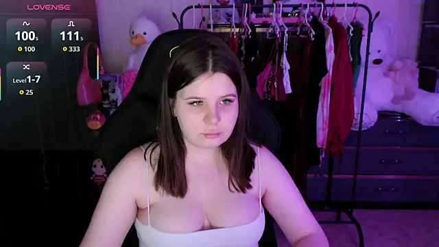 AmyVibess' Live XXX Chat