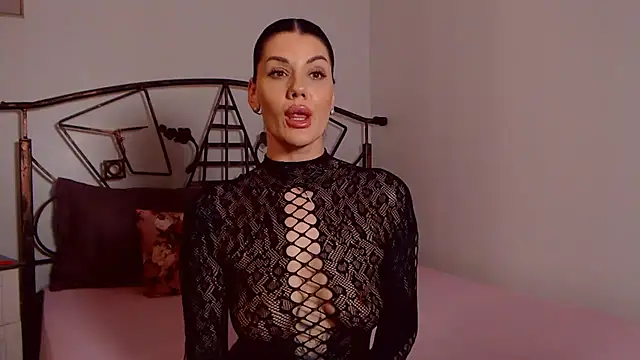 แชท XXX สดของ YvonneEverlee