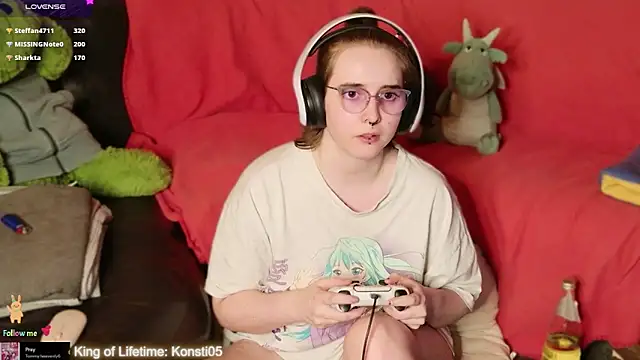 GamerGirl_Eve Adlı Modelin Canlı XXX Sohbeti