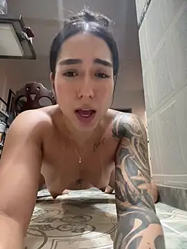 KaditaNavarro Chat XXX in diretta