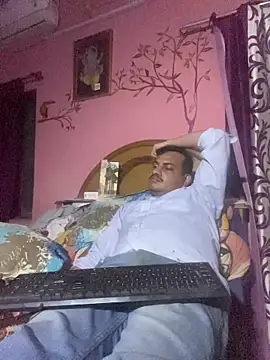 Saxymood1111n Webbikameraesitys