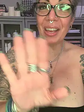 dieseldame1313 Chat XXX live