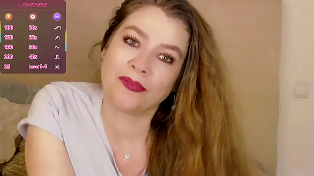 PetersEmily's Live XXX Chat