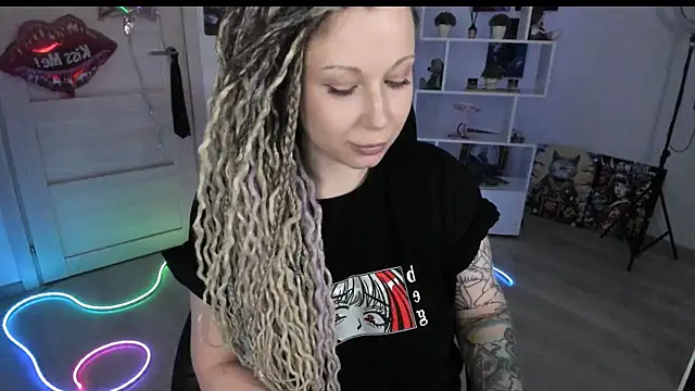 HoneySallyMoore Chat XXX live