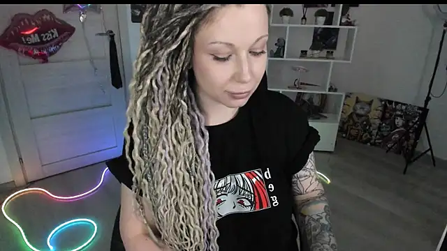 HoneySallyMoore 现场XXX聊天