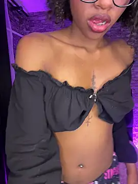 Morena_fireのウェブカメラショー