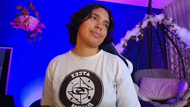 แชท XXX สดของ Emmapark_