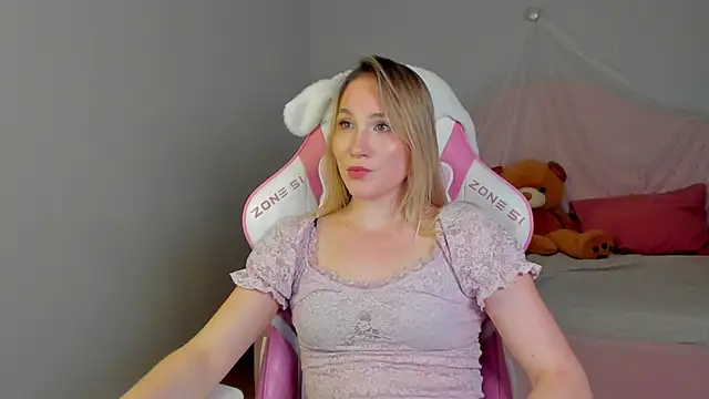 ElaraVoltage Obrolan Langsung XXX