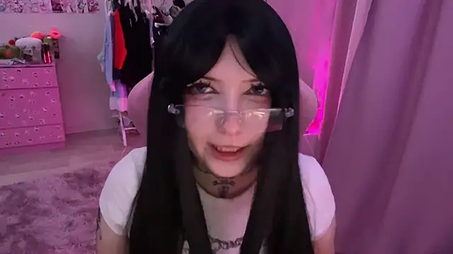 ToxiraLuneX Show Webcam