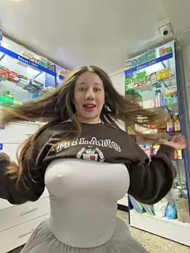 roouse: διαδικτυακό σόου στην κάμερα