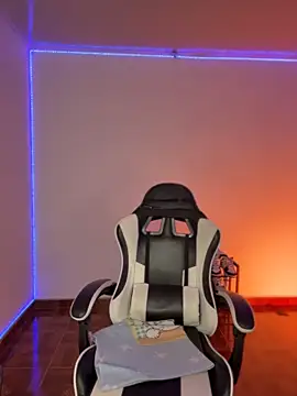 oliver_kyy Live XXX-Chat