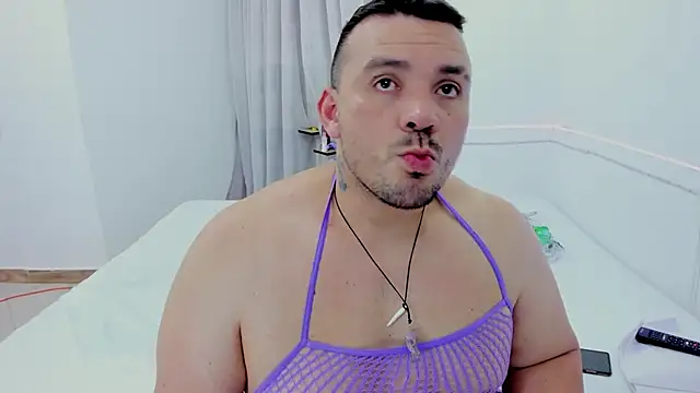 denny_scobar élő XXX-chatje