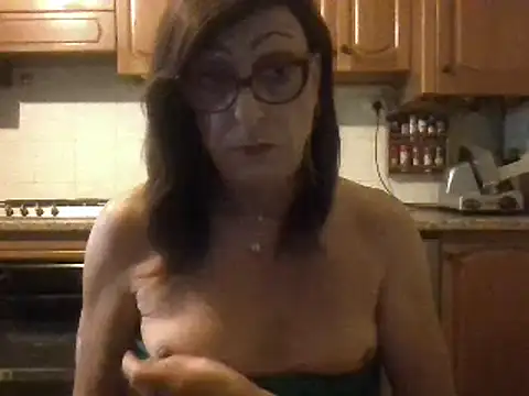 Tiabetn Live XXX chat