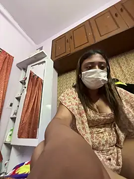 Yourhornynightmare ওয়েবক্যাম শো