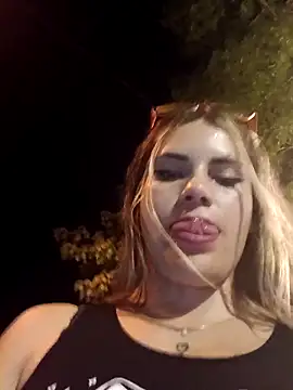 Cata_city1106's Live XXX Chat