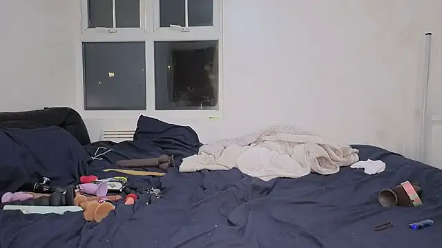 ENGLISHEMILY_69's Live XXX Chat