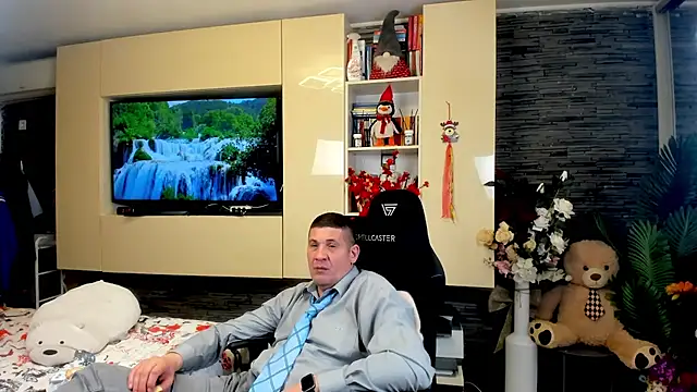 SpartacusDaddy48 Webcam show