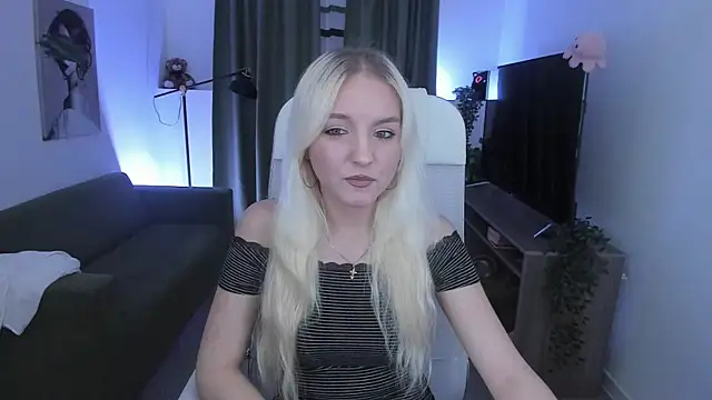 ViolaMore's Live XXX Chat