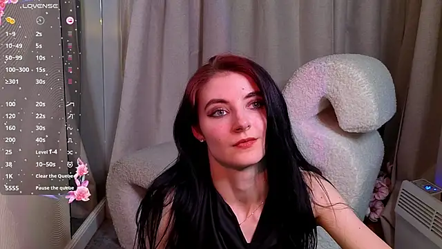 NicoleLuxe 现场XXX聊天