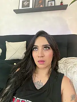 EmmyEvans1 – Naživo XXX chat