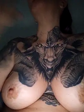 Show de webcam de vamporasuccubus19777