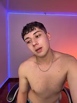 oliver_kyy – webcam-show