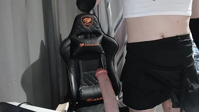 LuunaUwU 在線直播表演